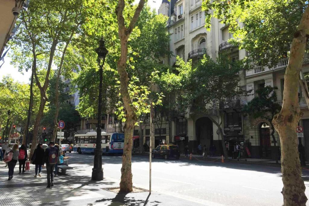Duplex En Centro Historico Y Turistico Sobre Av. De Mayo Buenos Aires Exteriér fotografie